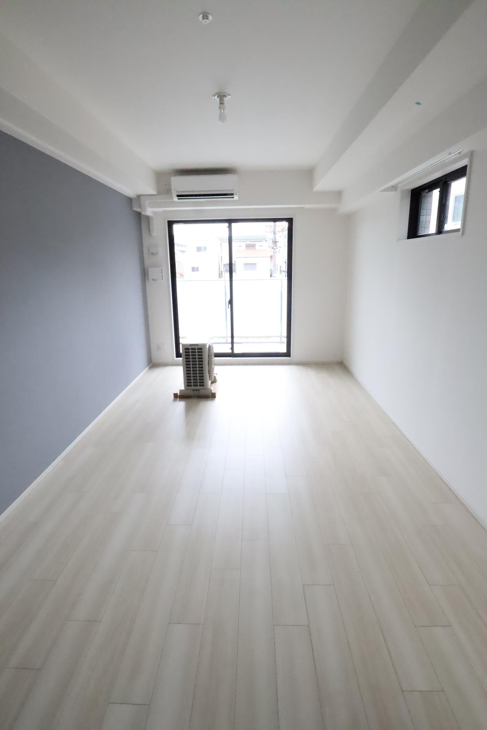 大阪市城東区鴫野東２丁目の賃貸マンションの居間・リビング