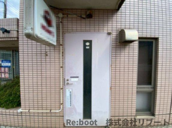 ホームズダイサンキューブの玄関|店舗入口（屋外）