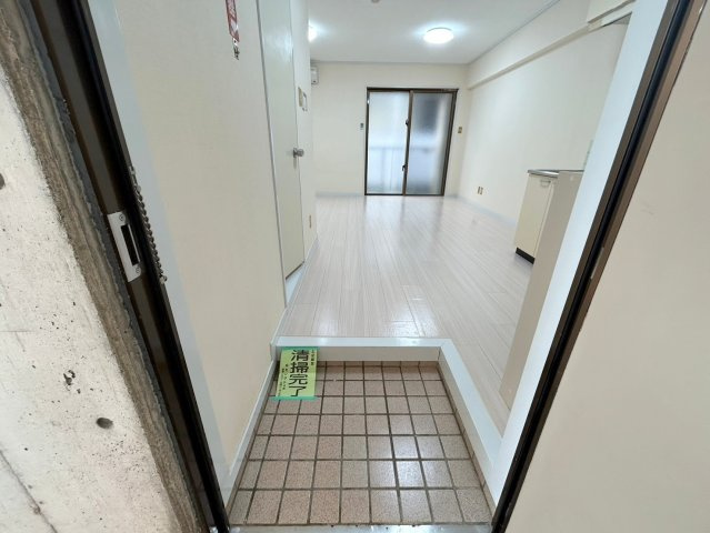 【玄関】 | マートンドーム | ※同タイプ、別部屋の写真です。現状優先になります。