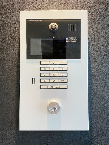 セントフィオーレ神宮のエントランス