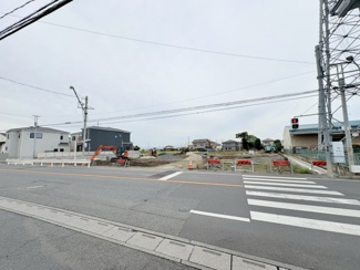 【前面道路含む現地写真】 | 川越市山田　建築条件なし売地　西武新宿線『本川越駅』バス11分　【山田小学区】