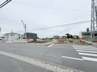 【前面道路含む現地写真】 | 川越市山田　建築条件なし売地　西武新宿線『本川越駅』バス11分　【山田小学区】
