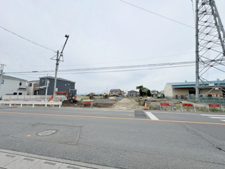 【前面道路含む現地写真】 | 川越市山田　建築条件なし売地　西武新宿線『本川越駅』バス11分　【山田小学区】