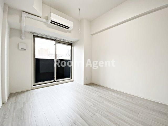 ディアレイシャス尾頭橋の居間・リビング