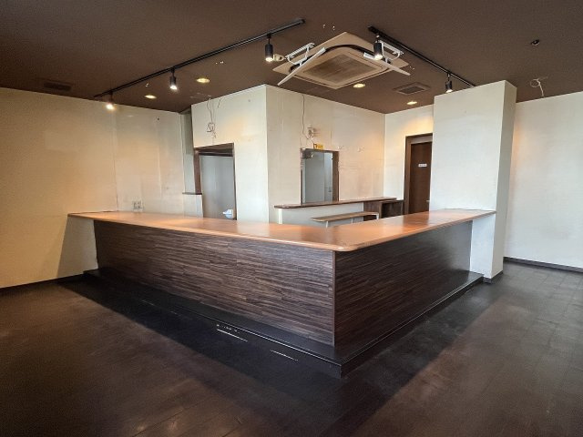 大阪市都島区都島中通１丁目の店舗一部の内装