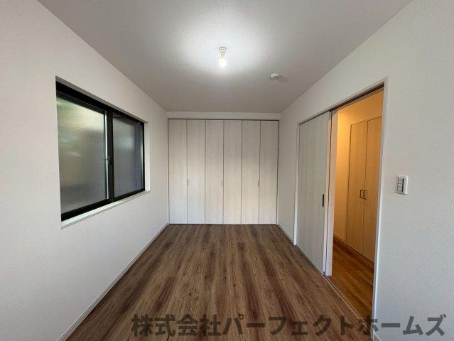 須山町戸建の洋室|洋室です