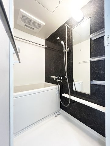 ドゥナーレ辻町の浴室