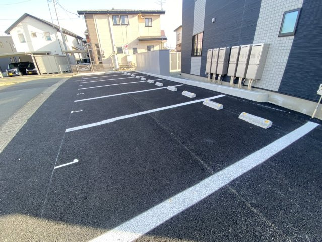 【新築】みかんの駐車場