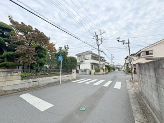 【前面道路含む現地写真】