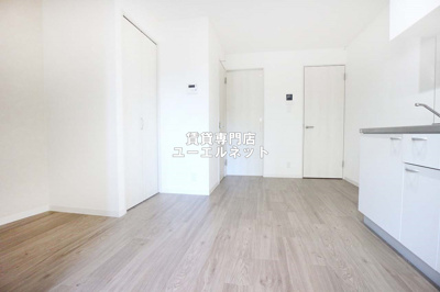 【内装】 | アート垂水町 | 明るく開放感のある室内で、心地よい毎日をお過ごしいただけます