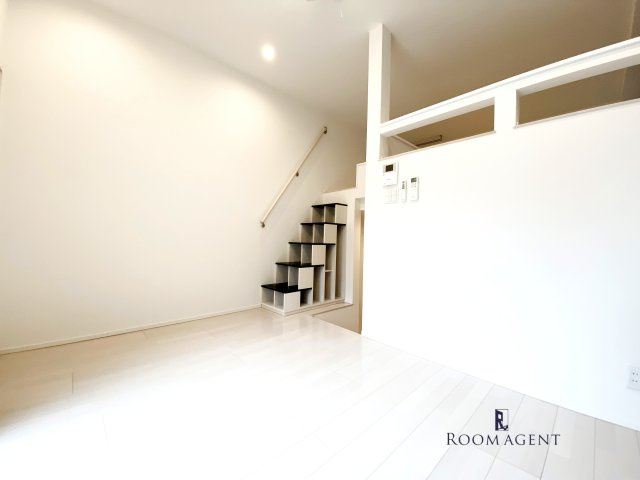 ハーモニーテラス荒中町Ⅱの居間・リビング