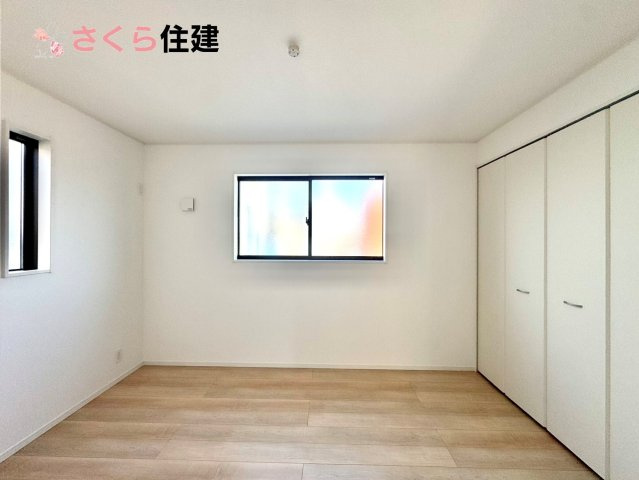 クレイドルガーデン　宇都宮市川田町第6　3号棟の洋室|各部屋に収納あります！荷物が多い子育て世代や、趣味道具の多い方にもうれしいですね！