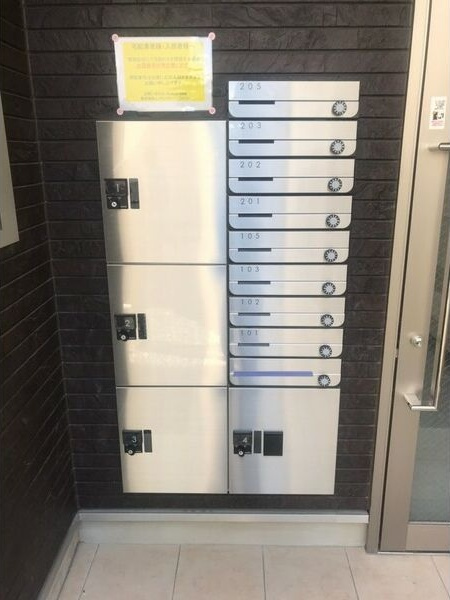 ハーモニーテラス上小田井のエントランス