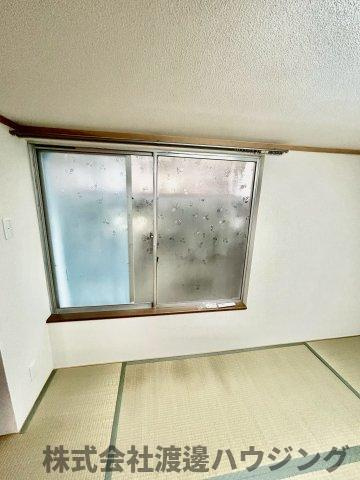 八雲北町平屋のその他|窓