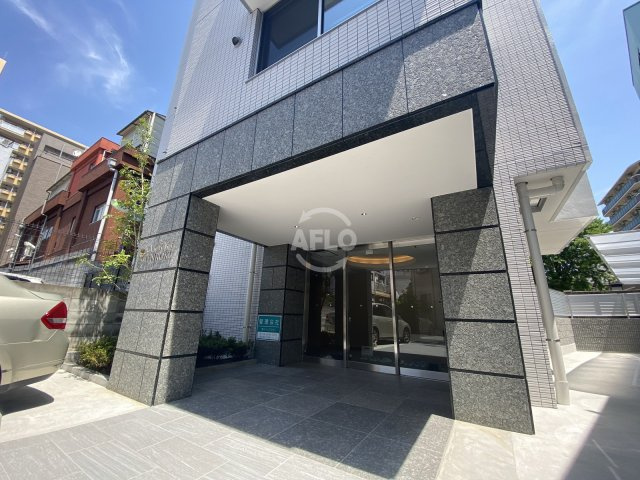 ラグレース天六　豊崎東小学校区のエントランス|ラグレース天六　エントランス