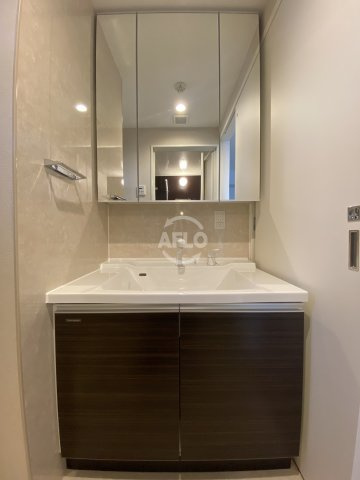 ラグレース天六　豊崎東小学校区の独立洗面台|ラグレース天六　独立洗面台