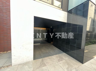 【エントランス】 | 建物の内部です