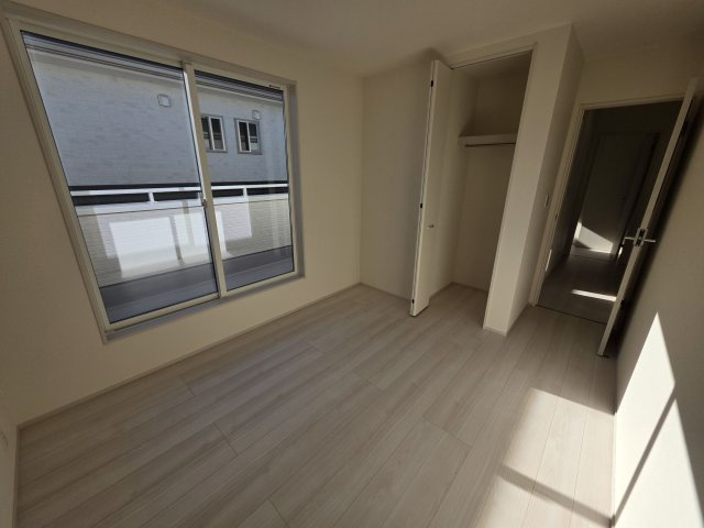 【洋室】 | リーブルガーデン．S　深谷上柴町西第５　 | １号棟現地２F洋室（2025年12月16日）撮影