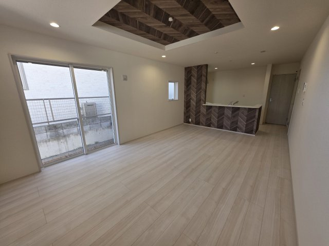 【居間・リビング】 | リーブルガーデン．S　深谷上柴町西第５　 | １号棟現地リビング（2025年12月16日）撮影