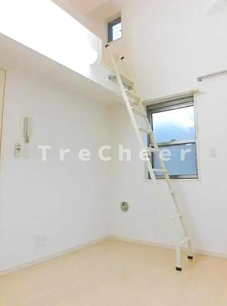 DRホームズ南千住の居間・リビング