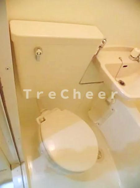 DRホームズ南千住のトイレ