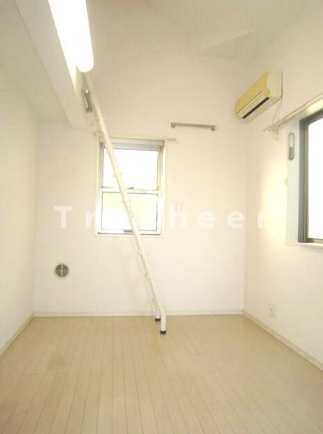 DRホームズ南千住の寝室