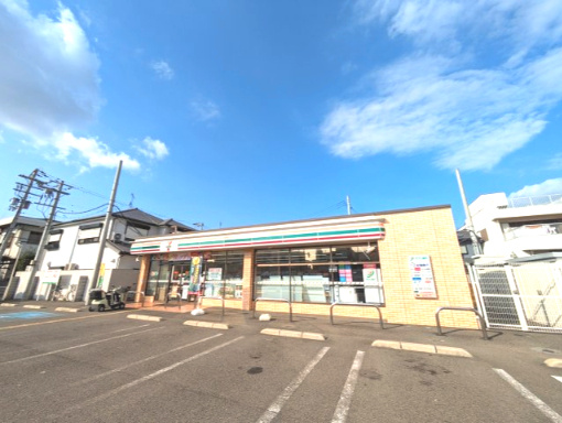 和歌山市本町６丁目の周辺|セブンイレブン　和歌山山吹丁店
徒歩距離　約329ｍ
徒歩　　　約5分