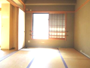 和歌山市本町６丁目の和室
