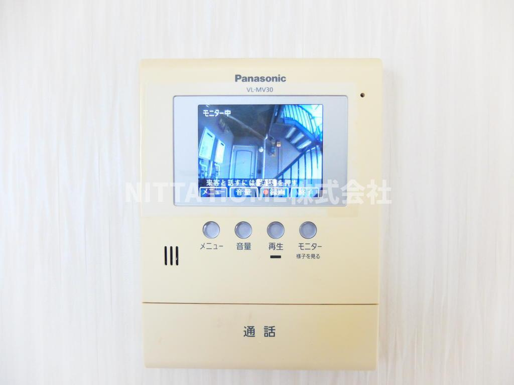 サンハウス A棟のセキュリティ|女性の方には嬉しいTVインターホン付き◆