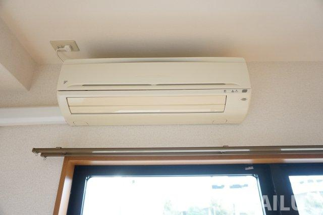 N and E 光の森の設備