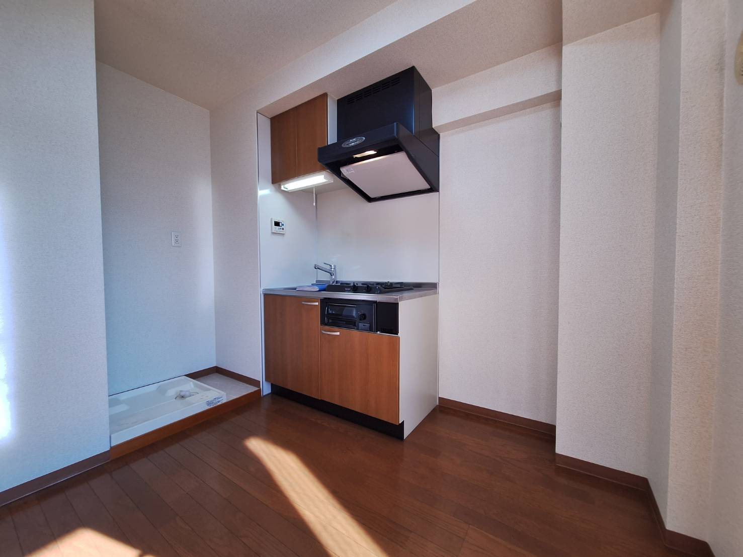 Ｋ．Ｔ．ビルの外観|オートロック付鉄筋コンクリート造マンション　１Ｆコンビニ