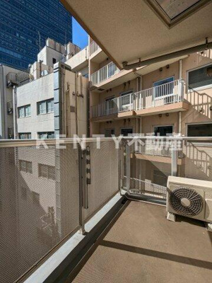 【バルコニー】 | エムジー目黒駅前 | 開放的で明るい空間を演出してくれるバルコニーです