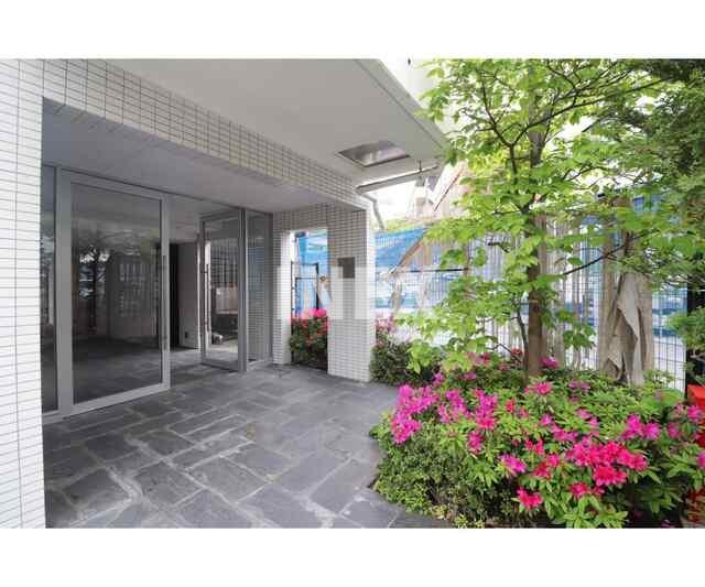 横浜市保土ケ谷区岡沢町の賃貸マンションのロビー