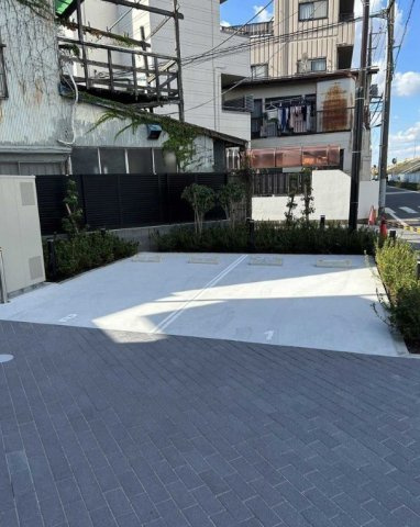 ALTERNA墨田の駐車場