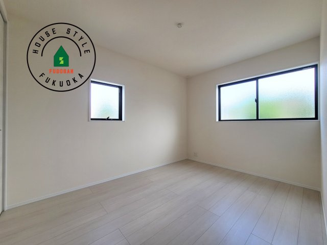 福岡市西区野方6丁目第19-1棟（1号棟）の子供部屋|穏やかな光が差し込む室内には、穏やかな時間が流れます。