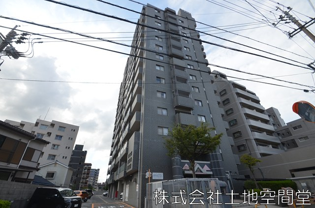 ホワイトキャッスル砂津