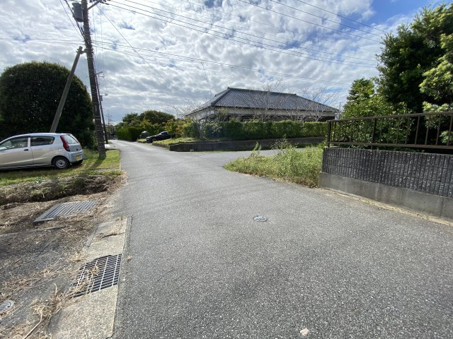 ドマーニの周辺