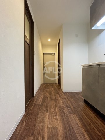 L.fino岸里WESTの玄関|L.fino岸里WEST(エル.フィーノキシノサトウェスト) 　玄関