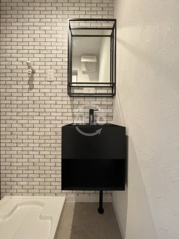 L.fino岸里WESTの独立洗面台|L.fino岸里WEST(エル.フィーノキシノサトウェスト) 　独立洗面台