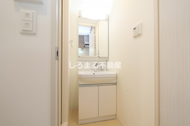 レジュールアッシュウエストレジス