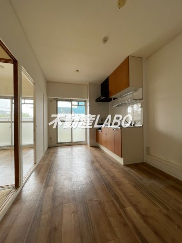 スリースター鶴町のその他