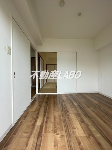 スリースター鶴町のその他