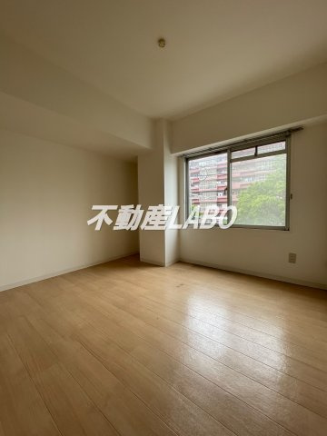 スリースター鶴町のその他