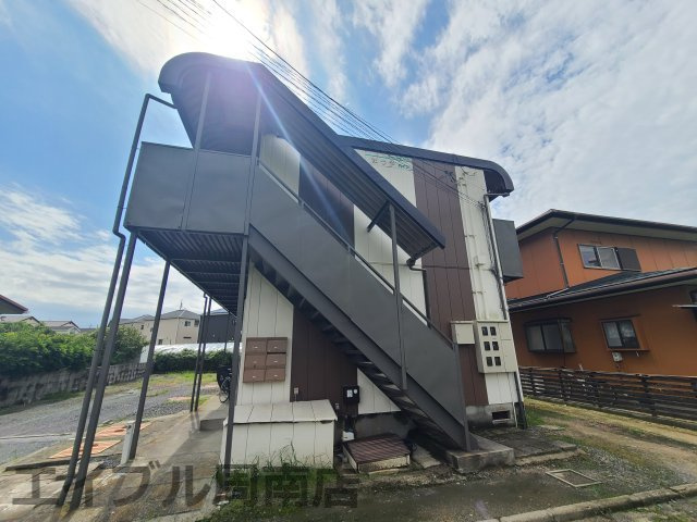 まつやハイツの外観パース