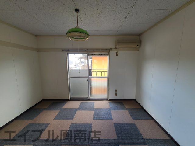 まつやハイツの洋室|洋室6帖です