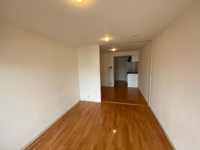 【居間・リビング】 | プラッツ大和 | ※写真は同タイプ住戸です。