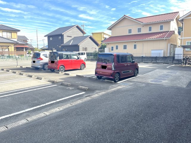 サンシャイン桜Ⅱの駐車場