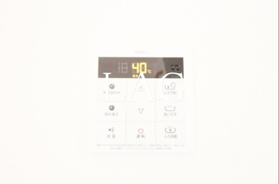 【内装】 | シャルマン | 給湯器パネルです。