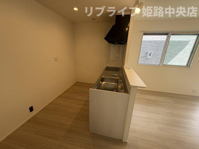 【居間・リビング】 | 岩端町戸建 3