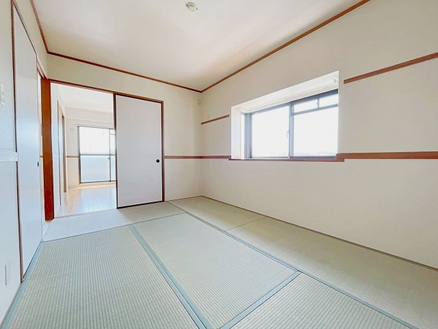 サンセール宝塚の和室|明るい和室です